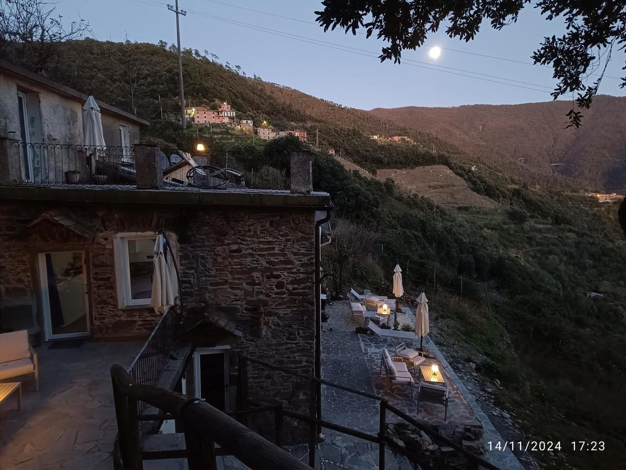 La Quiete Accesa Hotel Vernazza Bagian luar foto